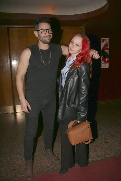 ¡Piedra libre! Tucu López aprovechó la ocasión para presentar a su novia Luana Dieger