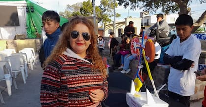 "Pienso que los que pasamos por una situación límite y tocamos fondo somos tocados o iluminados por Dios, quien nos da una segunda oportunidad”, llora Sandra de emoción.