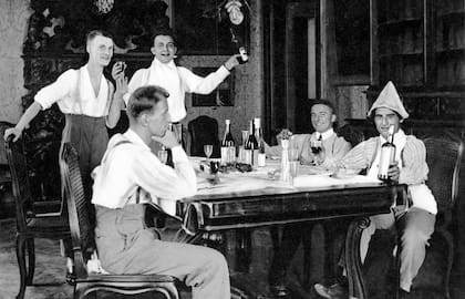 Pier Giorgio Frassati (el de sombrero), junto con los "Tipi Loschi" (Foto: Aleteia)