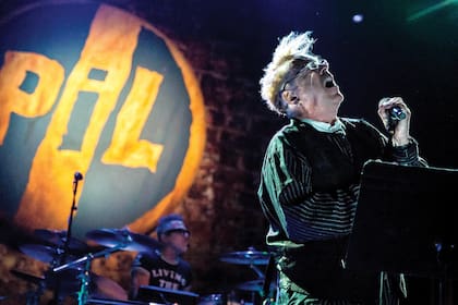PiL en un show de la gira The Public Image is Rotten, en Dorset, junio de 2018. "Ni nos molestamos en decidir el setlist", dice Lydon. "Son las canciones que nos gusta tocar."