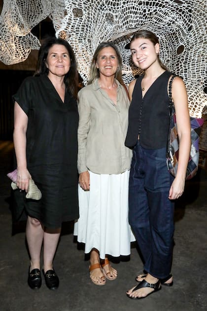 Pilar Orrantia, Gloria Confalonieri de Smith Estrada e Hilaria Quentin