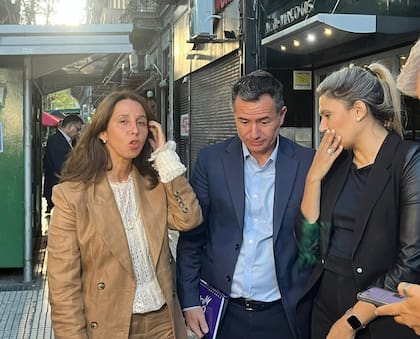 Pilar Ramírez, Gabriel Bornoroni y Nadia Márquez tras la reunión con Karina Milei