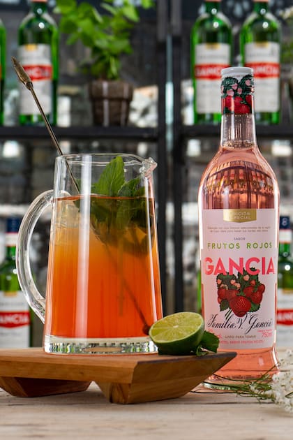 Pileta en jarra por Mona Gallosi