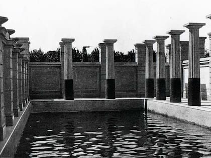 Pileta en la estancia de los Pacheco, 1920 (Archivo de Jorge Manteola)