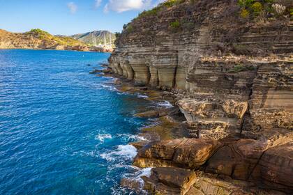 Pillars Mermaid Gardens Hike.
