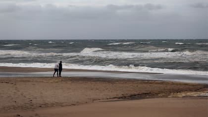 Pinamar amaneció ayer ventoso y frío