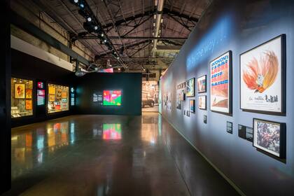 Pink Floyd Exhibition se estrenó en 2017 en Londres; a la versión aumentada que llega a Buenos Aires se le suma un video por los 50 años de The Dark Side of the Moon