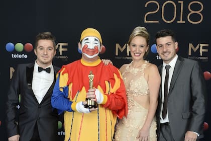 El artista y su merecido premio Martín Fierro otorgado por la temporada 2018 de su show televisivo