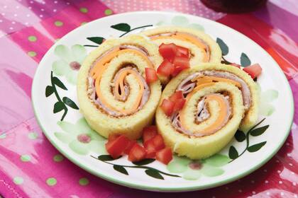 Pionono de jamón y queso