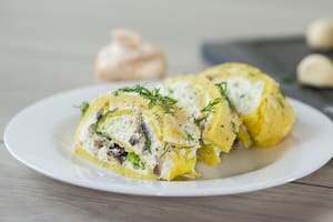 Pionono relleno de champiñones y queso