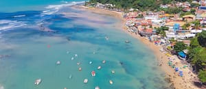 Vacaciones en Brasil: el rincón con mar abierto, lagunas y pueblos de ensueño