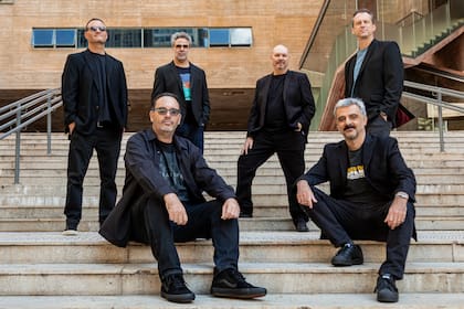 Pipi Piazzolla formó Escalandrum en 1999; con casi 30 años de carrera, el sexteto que fusiona jazz, tango, folclore y otros ritmos se ha presentado en más de 40 países