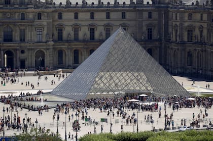 El Louvre, ahora cerrado, da un respiro a los cuadros