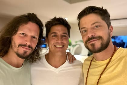 Piru Sáez, Coco Maggio y Francisco Bass, amigos desde Rebelde Way