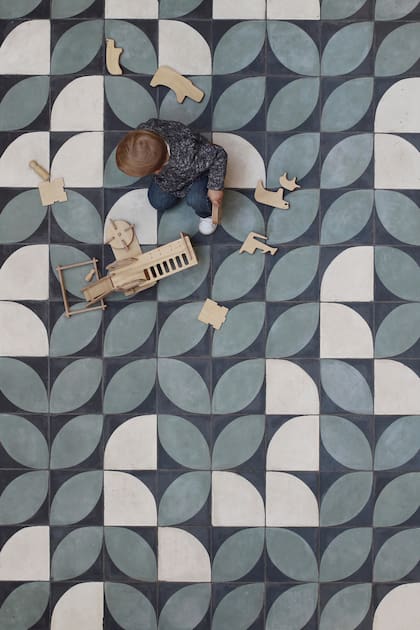 Piso calcáreo ‘Crescente’ (Noi Estudio).