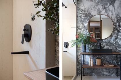 Piso y box de ducha en Dekton ‘Danae’ (Canteras del Mundo). Grifería de ducha 'Aromo' (FV). Espejo dividido en dos desarrollado para la muestra. La consola de hierro y madera de Talleres Sustentables fue un hallazgo en ese uso.