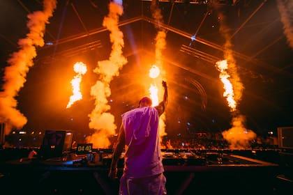 Pixel se destaca por su ambientación, su puesta en escena y su barra libre toda la noche