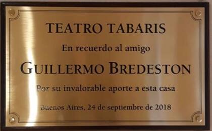 Placa que recuerda el vínculo entre Guillermo Bredeston y Carlos Rottemberg