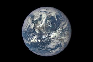 Por qué la Tierra está "brillando" menos en los últimos años