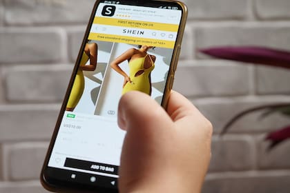 Plataformas como Shein y Temu pueden generar conductas ansiosas en los adolescentes