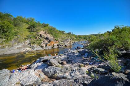Cuesta Blanca, sobre el río San Antonio, a media hora de Carlos Paz