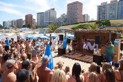 Playa Movistar en Playa Grande, Mar del Plata