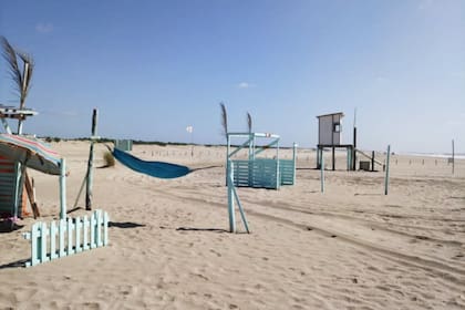 Playa Querandí, Mar Azul