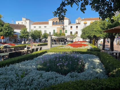Plaza de Los Naranjos, en el casco antiguo de Marbella.