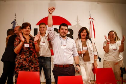 Plenario de la UCR para la renovación de autoridades. Lionel Chiarella es el nuevo presidente