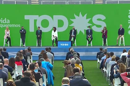 Plenario del Frente de Todos en La Plata