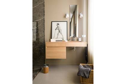 Podés optar por un mueble enchapado en madera, más liviano y con una terminación más lisa y actual