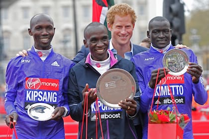 Podio keniata en la Maratón de Londres
