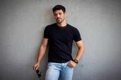 "Podríamos decir que voy tras una reivindicación del galán. Lo digo humildemente, pero lo digo. Tal vez por ser de otro palo, lo de galán no me ofende; al contrario: me enaltece, me halaga", sostiene Juan Ingaramo