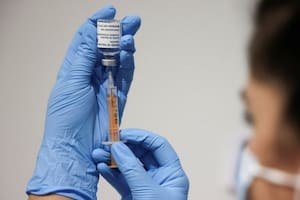 Vacunas vs. infección: cuál da una inmunidad más consistente y cuánto dura