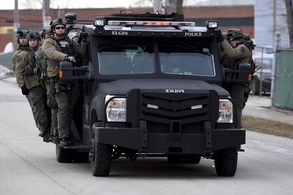 El atacante, identificado como Gary Martin, de 45 años, había trabajado durante 15 años como ensamblador de válvulas en la empresa Henry Pratt Company