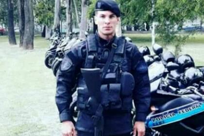 El cabo de la Policía Federal Diego Di Giácomo fue asesinado por delincuentes que intentaron robar en una heladería, en Ramos Mejía