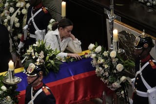 Policía señala a disidencia FARC como posible cerebro del crimen de precandidato colombiano Uribe