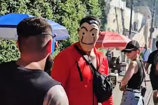 Inseguridad en el Carnaval de Brasil: los policías se infiltran con insólitos disfraces para evitar robos y venta de drogas