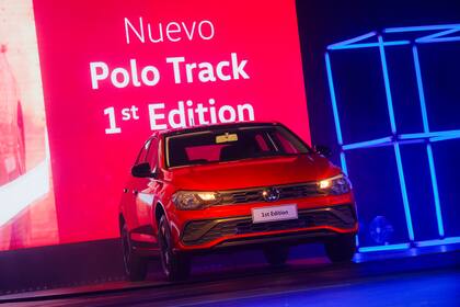 Polo "1st Edition", la edición especial de lanzamiento que incorpora detalles únicos.