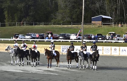 Polo arena, una modalidad que busca adeptos en Argentina