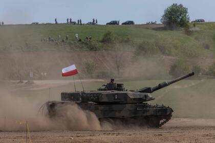 Polonia prometió por su parte el envío de tanques Leopard 