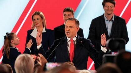 "Polonia será grande o no existirá", dijo tras obtener la victoria.
