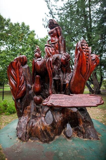 Pomona, por el escultor Francisco Acosta