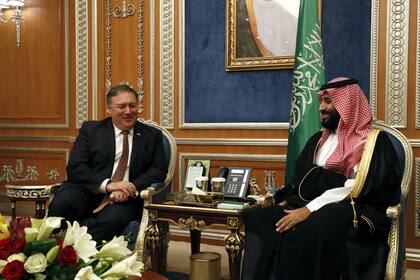 Pompeo y el príncipe Mohammed Ben Saman, hoy en Riad