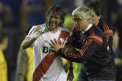 Ponzio, uno de los más afectados por el gas pimienta; el capitán de River, no estará en la Bombonera