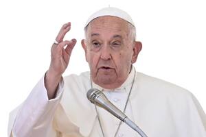 Papa Francisco: “Ningún gobierno puede exigir a su pueblo que sufra privaciones incompatibles con la dignidad”