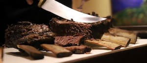 Prorrogaron por 60 días la medida que frenó el ingreso de carne con hueso a la Patagonia