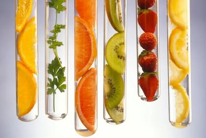 Por desgracia, el consumo de dietas hipercalóricas, pobres en frutas y vegetales y ricas en grasas y en este tipo de azúcares, se ha globalizado, facilitando el crecimiento epidémico de este tipo de patologías.