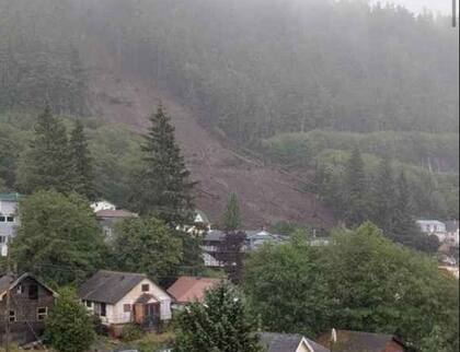 Por el desastre, decenas de residentes de la ciudad debieron ser evacuados