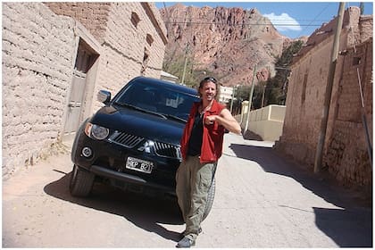 Por el Norte. Facundo Arana recorrió Pummarca y el Salar de Salta, donde grabó un spot de concientización sobre la importancia de la detección temprana del cáncer.